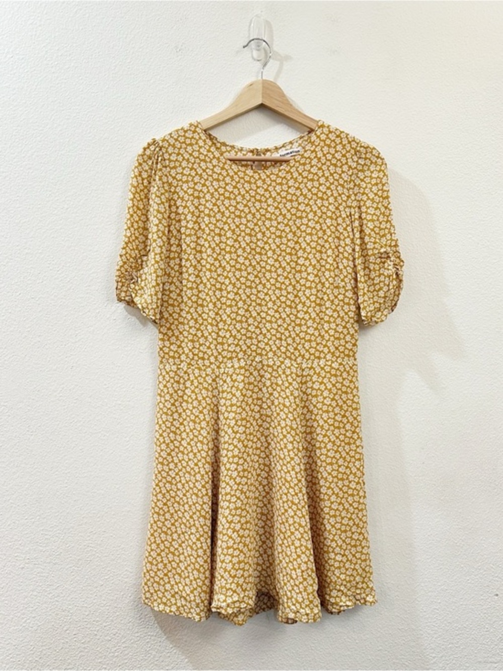Reformation Gracie Short Sleeve Floral Print Crepe Mini Dress In Peru Yellow 12 - Picture 5 of 15